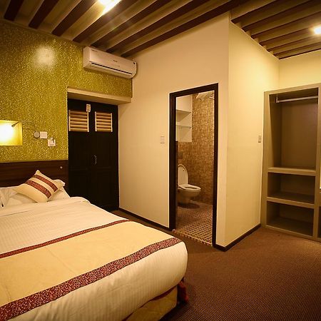 Hotel Heranya Kathmandu Exterior photo