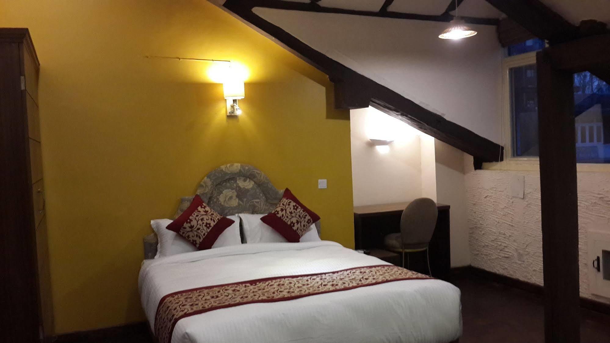 Hotel Heranya Kathmandu Exterior photo