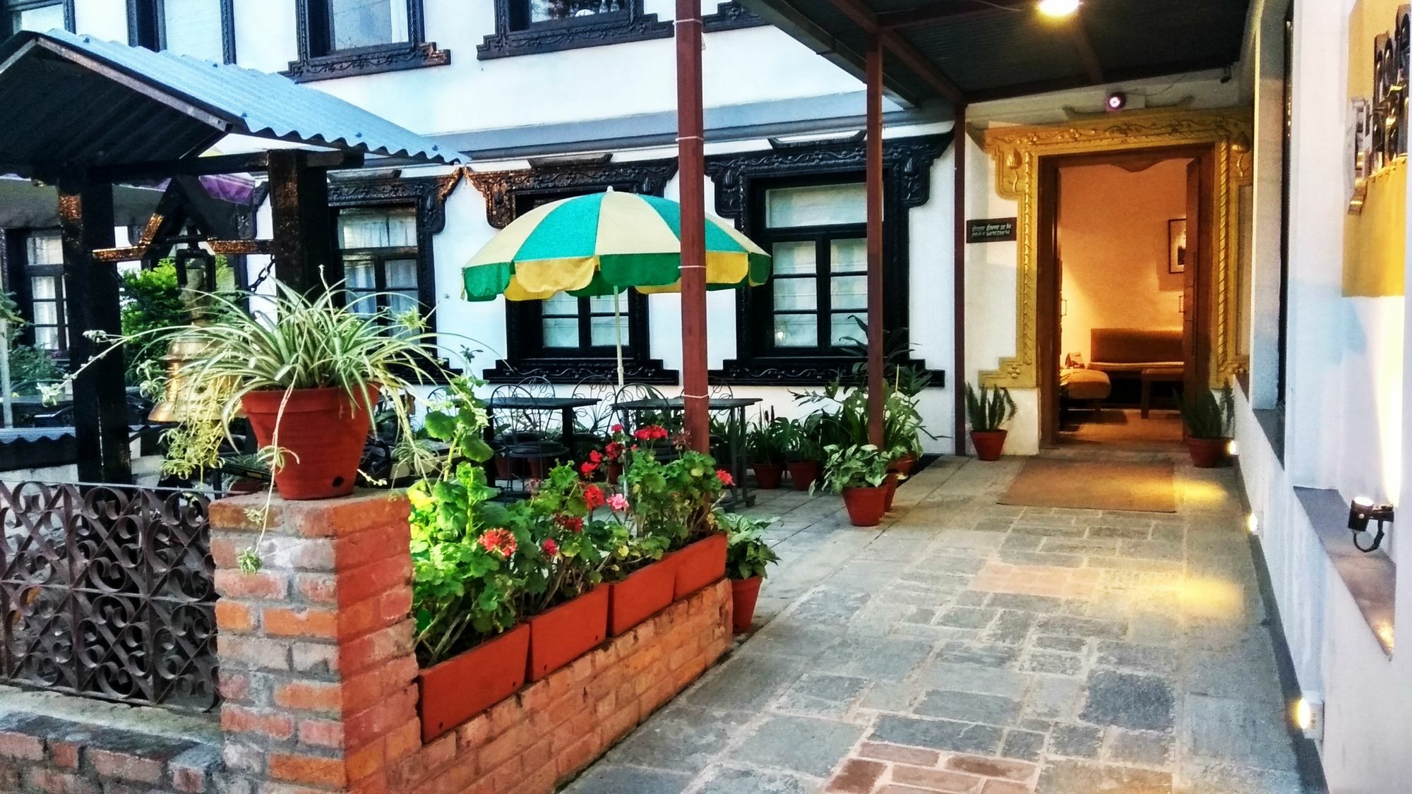 Hotel Heranya Kathmandu Exterior photo
